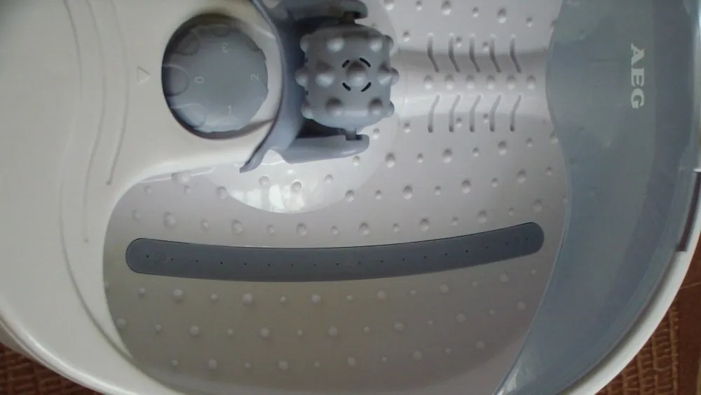 Массажная ванночка для ног AEG FM 5567 в Москве и Московской области от магазина Ammina