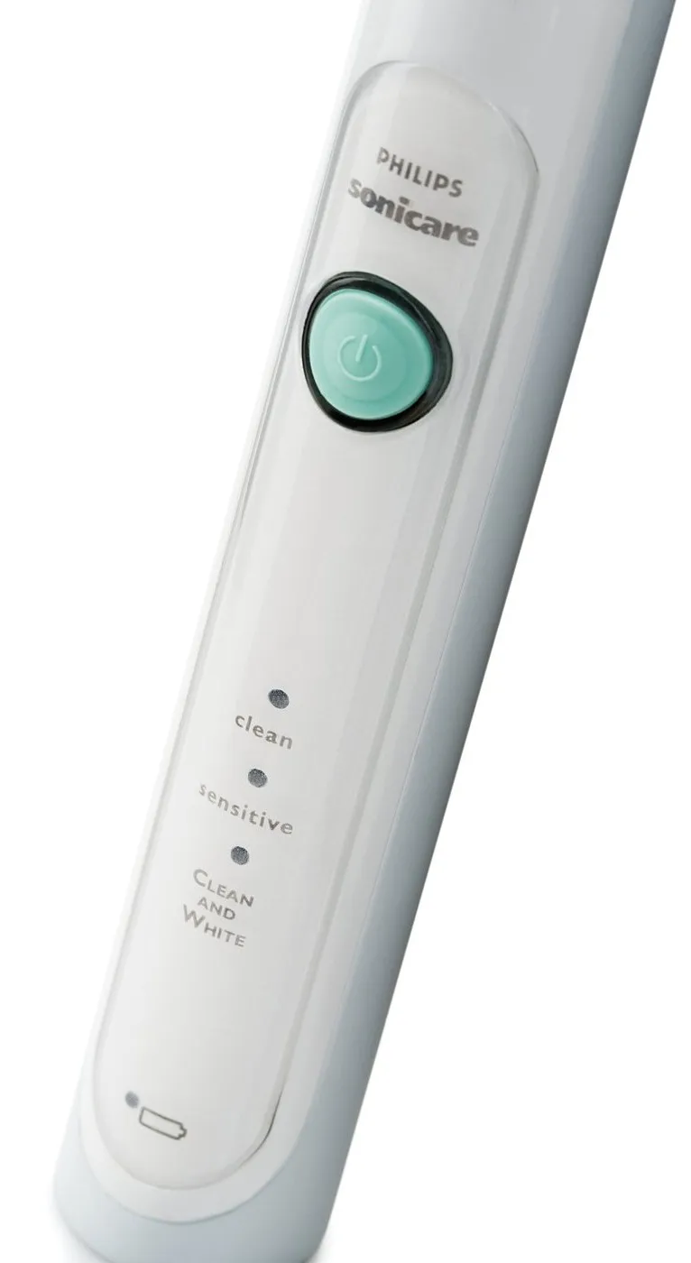 Электрическая зубная щетка Philips Sonicare HealthyWhite HX6731 в Москве и Московской области от магазина Ammina