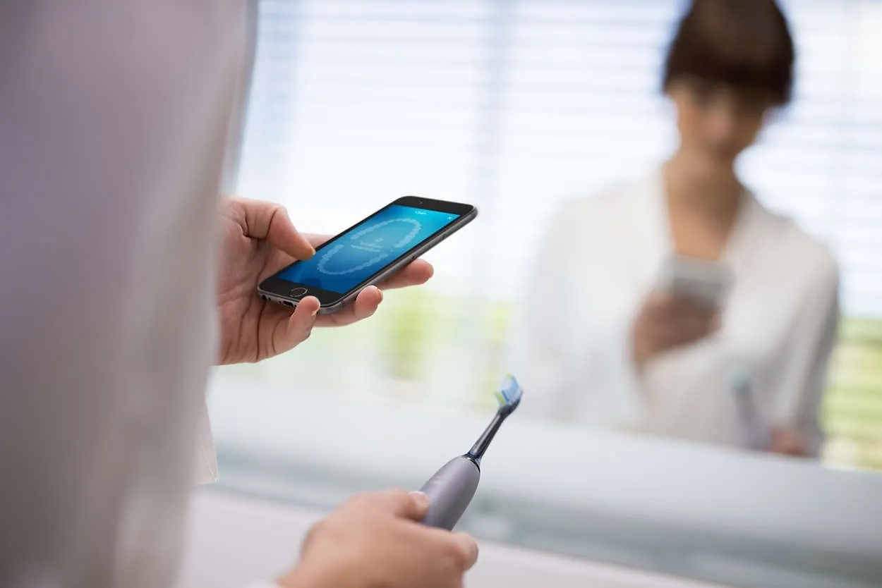 Электрическая зубная щетка Philips Sonicare DiamondClean Smart HX 9924 в Москве и Московской области от магазина Ammina